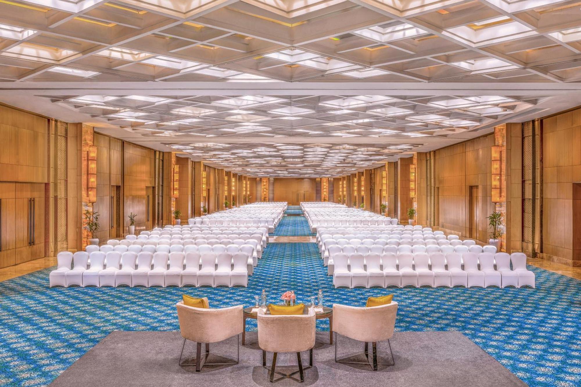 The Leela Ambience Convention Hotel Delhi Nové Dillí Exteriér fotografie The Grand Ballroom